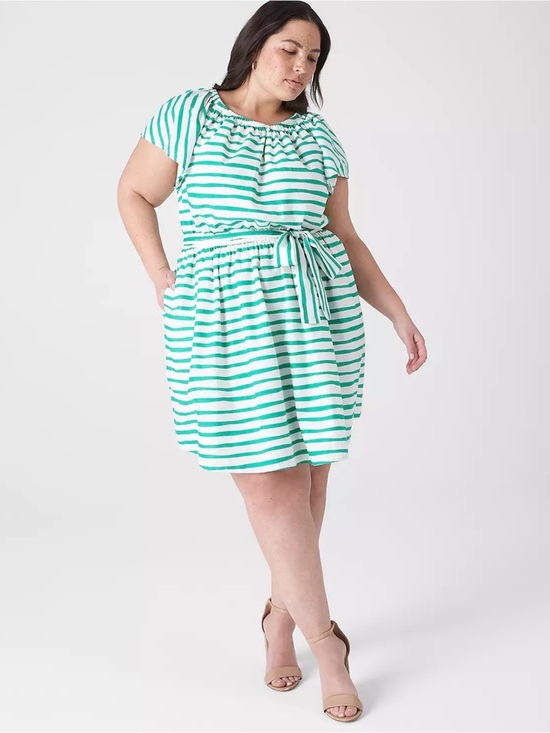 Lane Bryant Dresses & Skirts - Lane Bryant Raglan-Sleeve Ruched Fit & Flare Dress